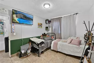 805 E 8th St, Pomona, CA 91766 - Photo 18