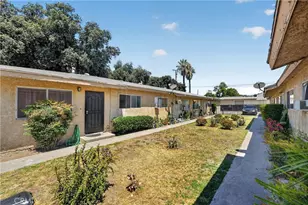 805 E 8th St, Pomona, CA 91766 - Photo 4