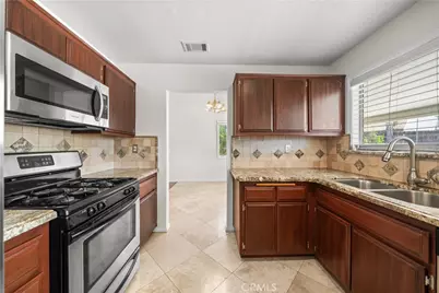 11822 Collingswood, Moreno Valley, CA 92557 - Photo 8