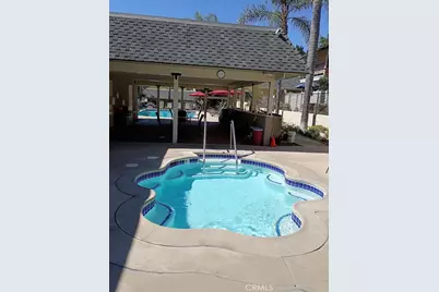 2473 Loma Vista, Pasadena, CA 91104 - Photo 4