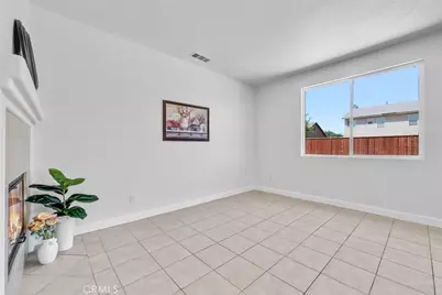 13584 Kitty Hawk, Victorville, CA 92392 - Photo 6