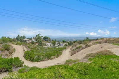 6011 E Montefino, Anaheim, CA 92807 - Photo 30
