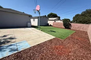 2720 San Francisco, Long Beach, CA 90806 - Photo 36