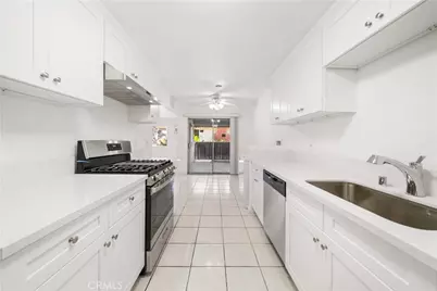 9166 Cerritos #48, Anaheim, CA 92804 - Photo 14
