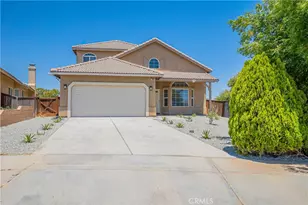 13680 Summit View St, Hesperia, CA 92344 - Photo 2
