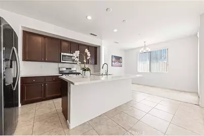 181 Promenade, Pomona, CA 91767 - Photo 12