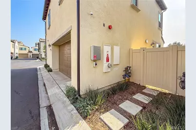 501 Embrook, West Covina, CA 91791 - Photo 36