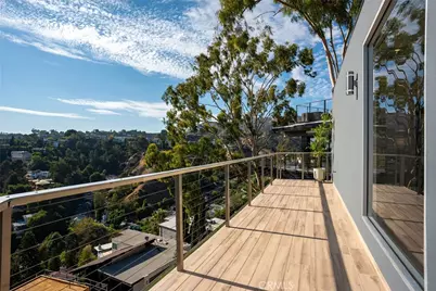 5675 Spreading Oak Dr, Los Angeles, CA 90068 - Photo 6