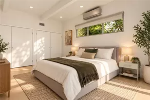 5675 Spreading Oak Dr, Los Angeles, CA 90068 - Photo 10