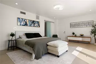 5675 Spreading Oak Dr, Los Angeles, CA 90068 - Photo 12