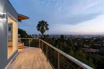 5675 Spreading Oak Dr, Los Angeles, CA 90068 - Photo 32