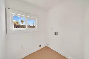 215 E Elm St, Compton, CA 90220 - Photo 14
