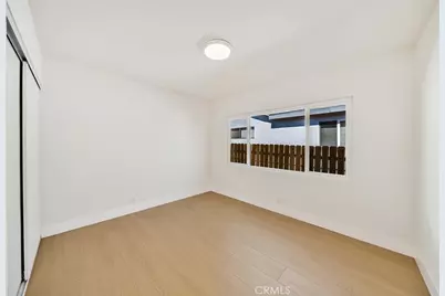 2211 1/8  Casitas Avenue, Altadena, CA 91001 - Photo 14