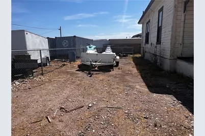 421 Palm Way, Needles, CA 92363 - Photo 8