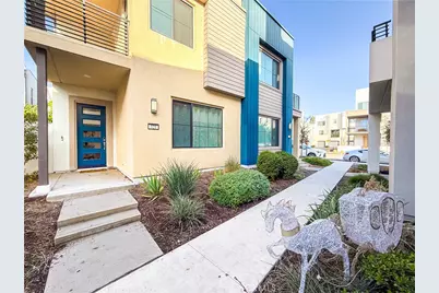 121 Novel, Irvine, CA 92618 - Photo 2