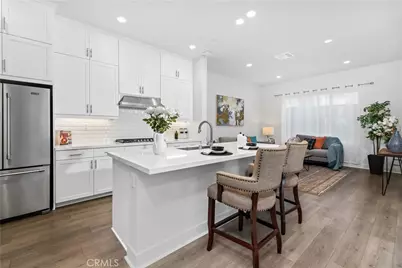 121 Novel, Irvine, CA 92618 - Photo 8