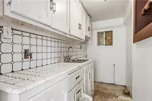 16805 Yucca, Victorville, CA 92395 - Photo 14