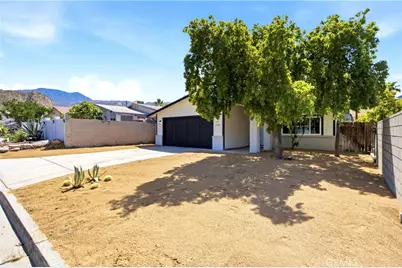 54105 Avenida Mendoza, La Quinta, CA 92253 - Photo 14