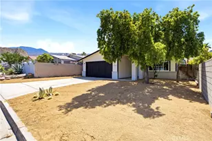 54105 Avenida Mendoza, La Quinta, CA 92253 - Photo 14