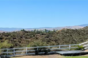 15435 Live Oak Springs Canyon, Canyon Country, CA 91387 - Photo 28