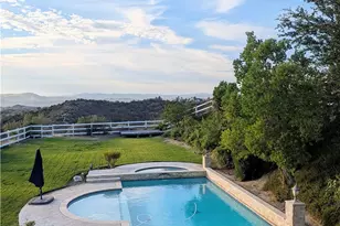 15435 Live Oak Springs Canyon, Canyon Country, CA 91387 - Photo 22