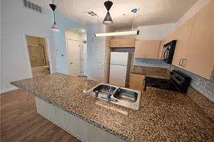 630 W 6th St, Los Angeles, CA 90017 - Photo 10