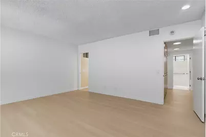 728 E Kensington Road, Los Angeles, CA 90026 - Photo 14