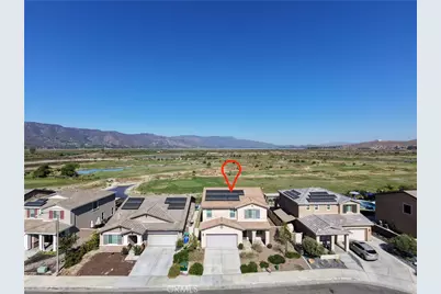 29109 Sunforest, Lake Elsinore, CA 92530 - Photo 2