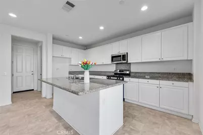 29109 Sunforest, Lake Elsinore, CA 92530 - Photo 10