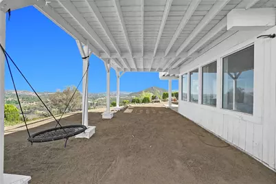 39158 Vista Del Bosque, Murrieta, CA 92562 - Photo 32