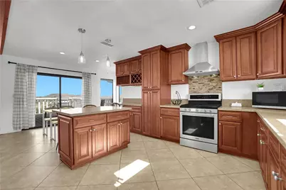 39158 Vista Del Bosque, Murrieta, CA 92562 - Photo 4