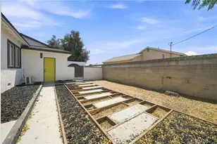 358 S Pampas, Rialto, CA 92376 - Photo 32