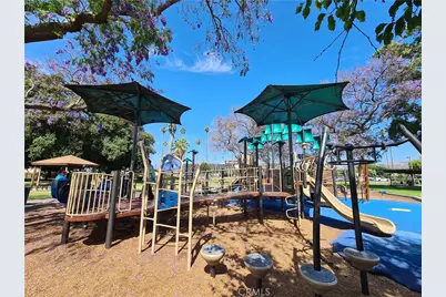 1253 E Mobeck, West Covina, CA 91790 - Photo 32