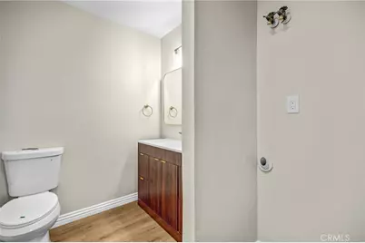 8221 Langdon Avenue #207, Van Nuys, CA 91406 - Photo 8