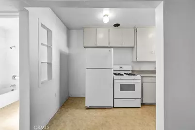 56 N Parkwood, Pasadena, CA 91107 - Photo 10