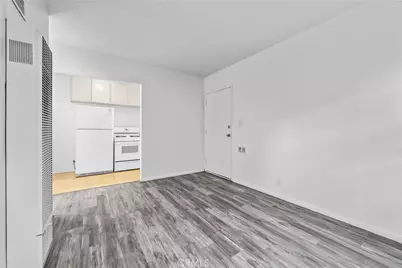 56 N Parkwood, Pasadena, CA 91107 - Photo 8