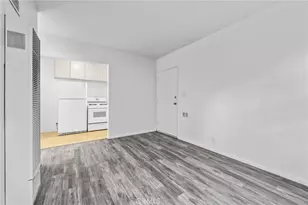 56 N Parkwood, Pasadena, CA 91107 - Photo 8