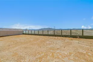 17835 McKenzie Ct, Hesperia, CA 92345 - Photo 24