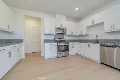 17835 McKenzie Court, Hesperia, CA 92345 - Photo 6