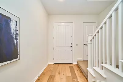 121 Baritone, Irvine, CA 92620 - Photo 2