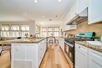 121 Baritone, Irvine, CA 92620 - Photo 6