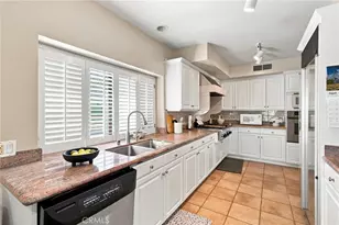 1255 S Orange Grove Blvd, Pasadena, CA 91105 - Photo 18
