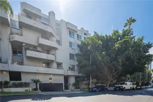 500 S Berendo St, Los Angeles, CA 90020 - Photo 2