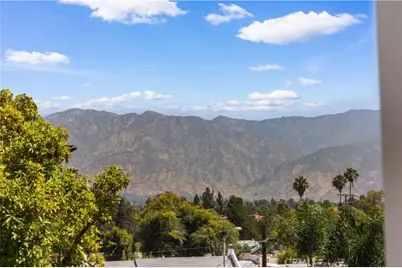 176 N N Catalina Avenue #404, Pasadena, CA 91106 - Photo 4