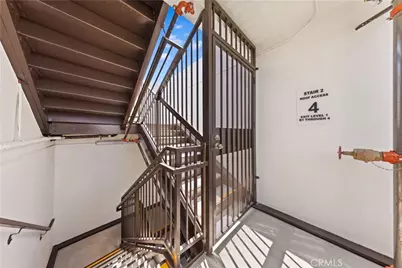 176 N N Catalina Avenue #404, Pasadena, CA 91106 - Photo 42