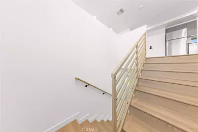 176 N N Catalina Avenue #404, Pasadena, CA 91106 - Photo 14