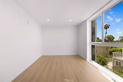 176 N N Catalina Avenue #404, Pasadena, CA 91106 - Photo 22