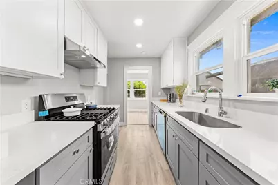 304 N Monterey, Ontario, CA 91764 - Photo 12