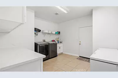 6271 Ruby Crest, Jurupa Valley, CA 91752 - Photo 22