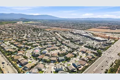 6271 Ruby Crest, Jurupa Valley, CA 91752 - Photo 10